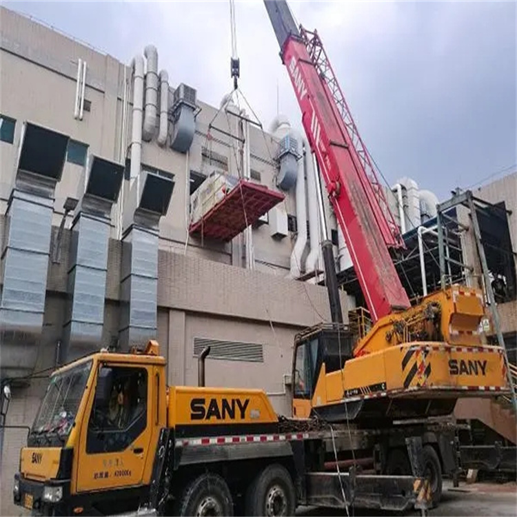 九龙租赁大型汽车吊，助力工程项目高效进行