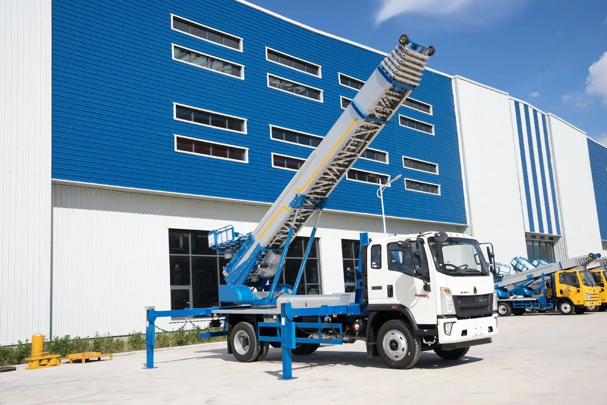 九龙小型云梯车上料车租赁多少钱