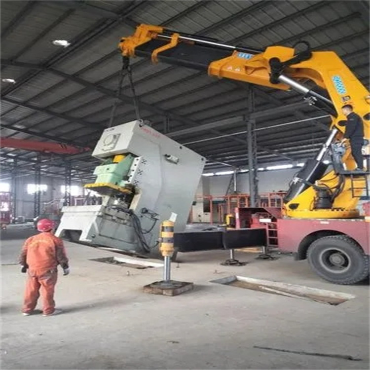 九龙80吨折臂吊车出租附近电话