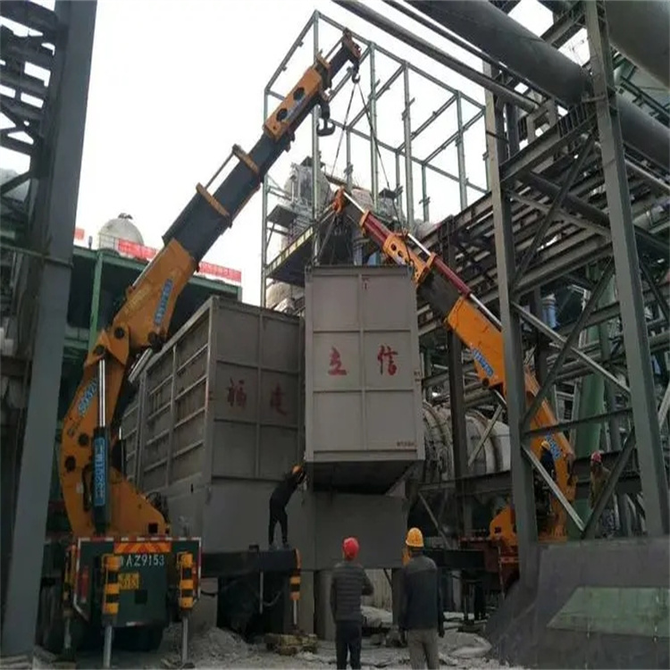 九龙折臂吊车租赁电话