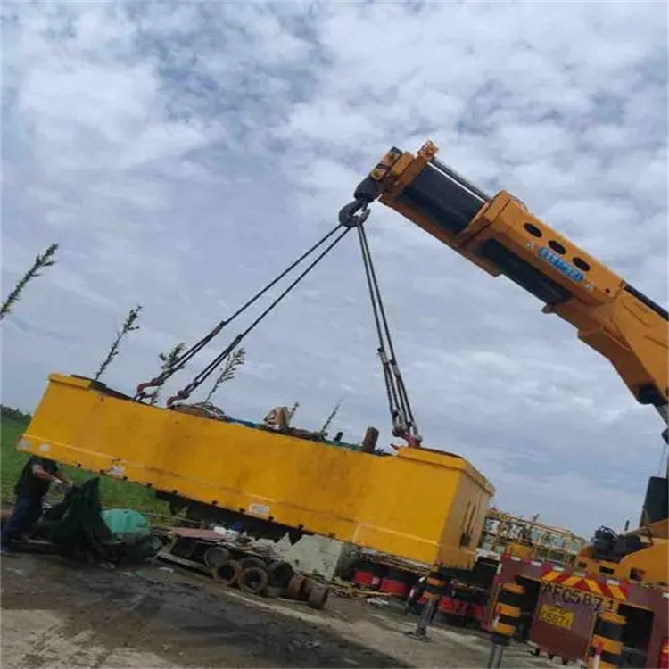 九龙随车吊吊集装箱怎么吊