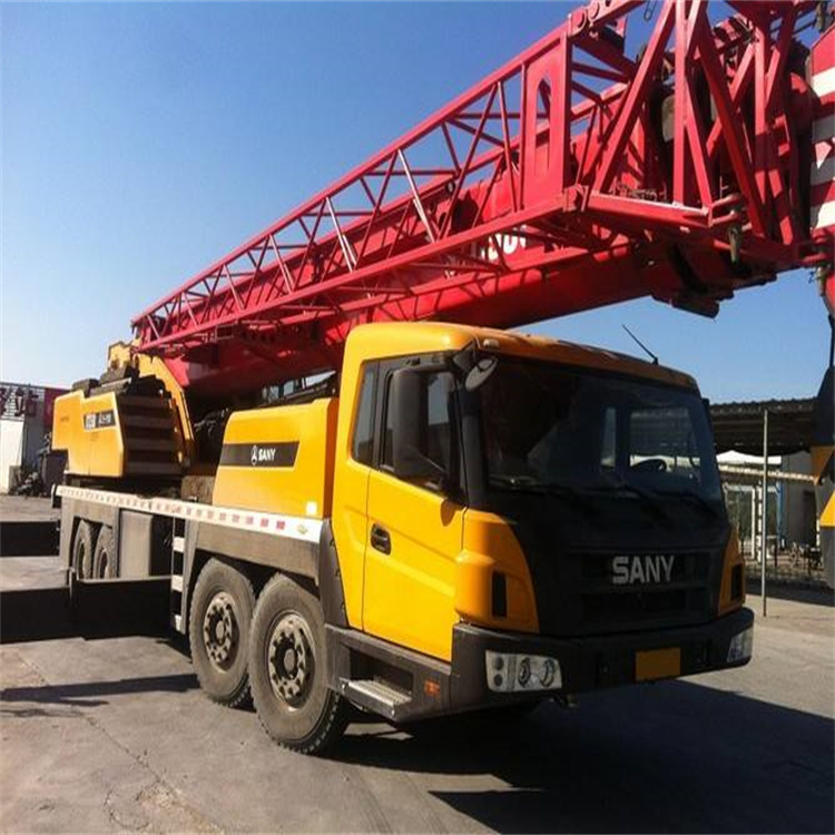 九龙吊车吊运注意事项